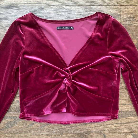Abercrombie & Fitch Velvet Twist Crop Top Long Sleeve • size Medium - Picture 2 of 5